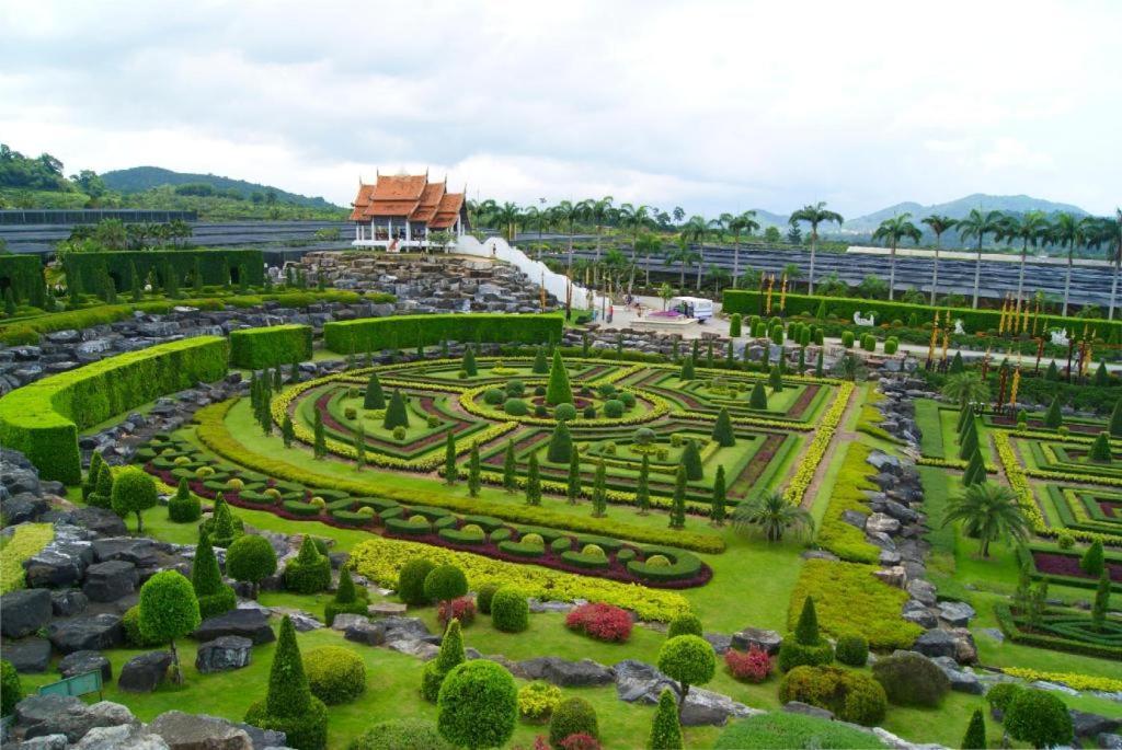 Rose Bay Resort Pattaya Ngoại thất bức ảnh