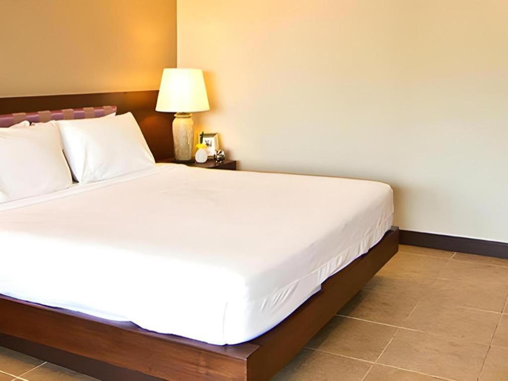 Rose Bay Resort Pattaya Ngoại thất bức ảnh