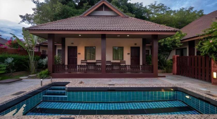 Rose Bay Resort Pattaya Ngoại thất bức ảnh