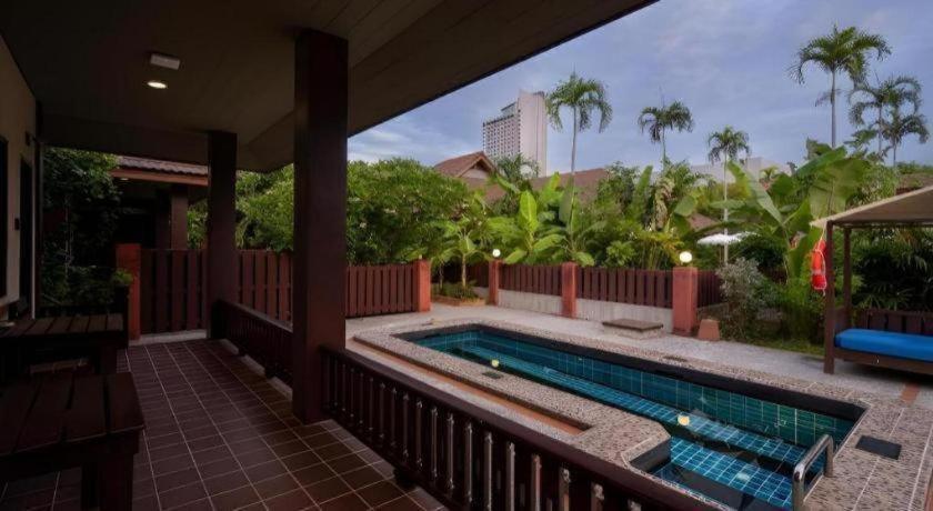 Rose Bay Resort Pattaya Ngoại thất bức ảnh