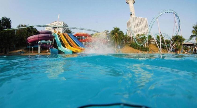 Rose Bay Resort Pattaya Ngoại thất bức ảnh