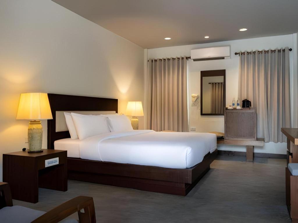Rose Bay Resort Pattaya Ngoại thất bức ảnh