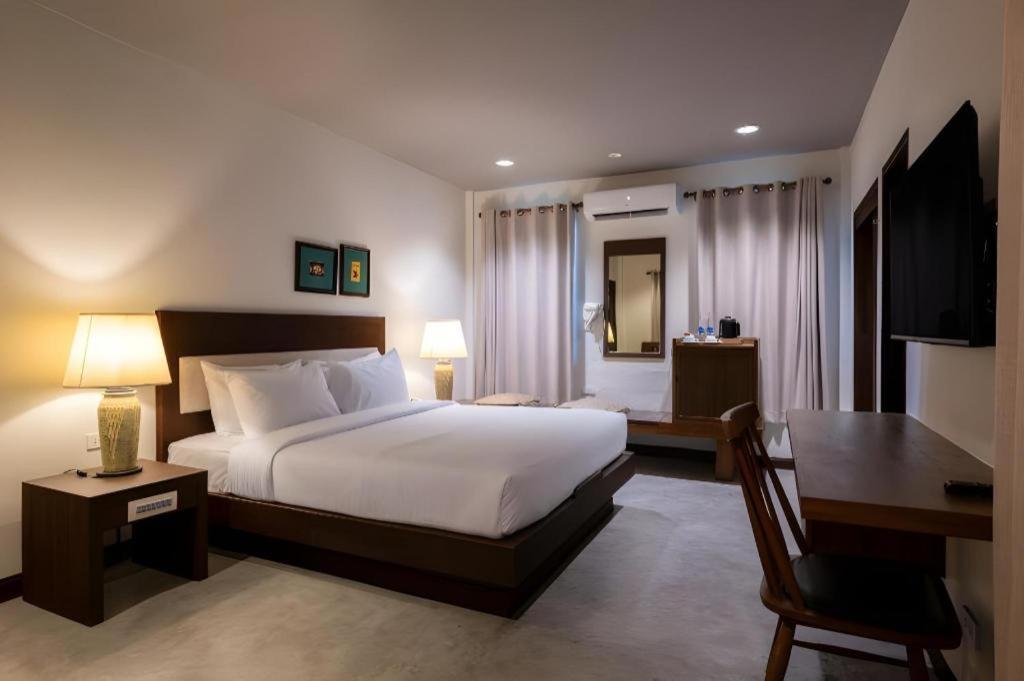 Rose Bay Resort Pattaya Ngoại thất bức ảnh