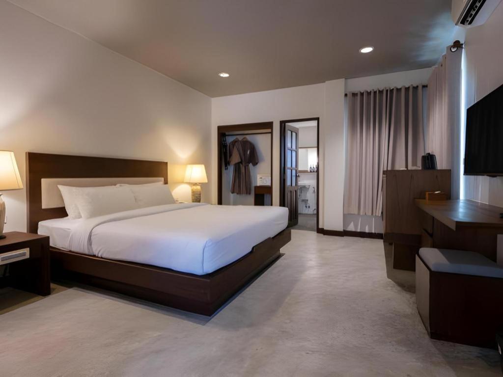 Rose Bay Resort Pattaya Ngoại thất bức ảnh